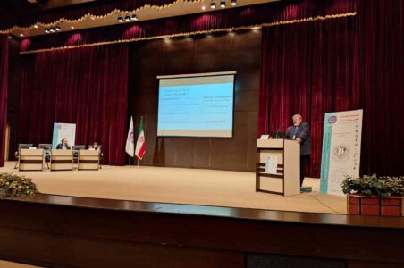 نهمین نشست در سومین روز از کنگره انجمن روان‌شناسی ایران با سخنرانی دکتر حسن رفیعی، متخصص روانپزشکی و دانشیار دانشگاه علوم توانبخشی و سلامت اجتماعی برگزار شد. موضوع این نشست《سلامت روانی و سلامت اجتماعی》بود.