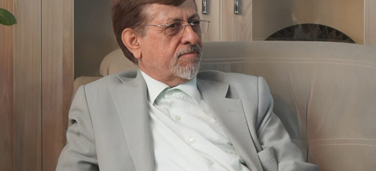 تصویر دکتر حاتمی